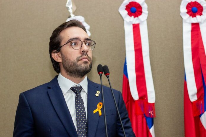 Dep. Thiago Abrahim - foto - divulgação(1)