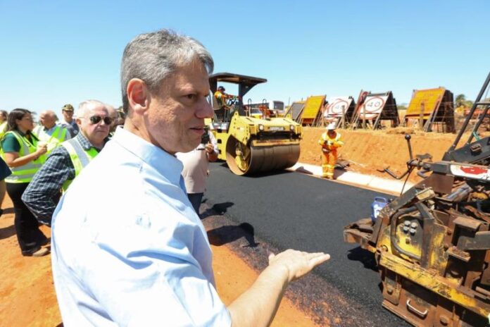 Ex-delegado executado_ “Vamos pegar 1 por 1”, diz Tarcísio após prisão