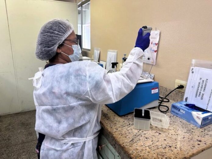 FVS-RCP_Lacen_FOTO-Arquivo-FVS-RCP-768x576-1(1)