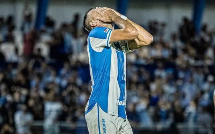 Jogador-Londrina-aspect-ratio-512-320