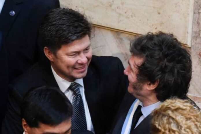 Lisandro-Almiron-e-Milei(1)