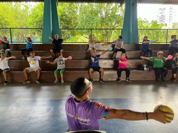 Prefeitura de Manaus promove aulas de ginástica para idosos no Parque Municipal do Idoso 3