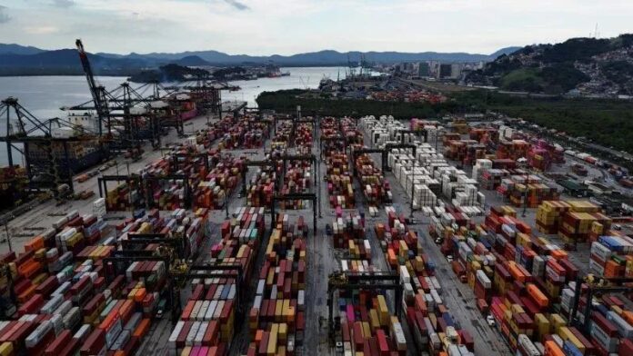 Tarifaço de Trump_ Governo estima que quase 10 mil produtos serão afetados