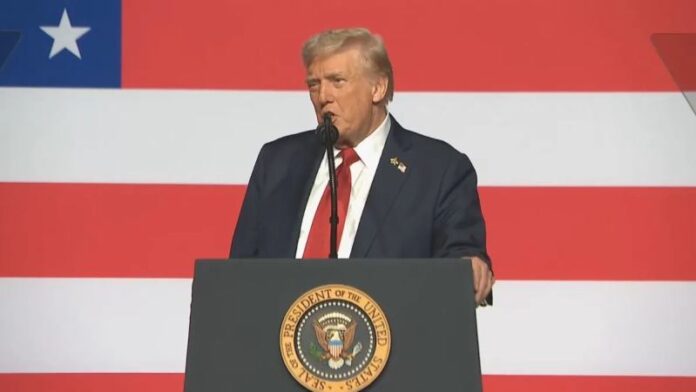 Trump diz que considera expandir forças armadas dos EUA