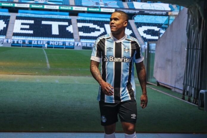 douglas_costa