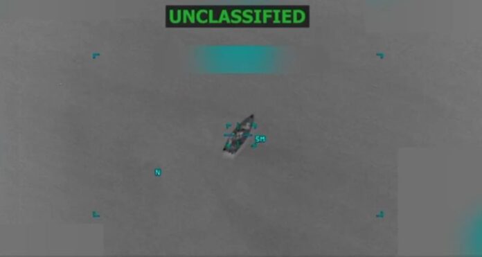 Ataque dos EUA a barco na costa da Venezuela deixa seis mortos