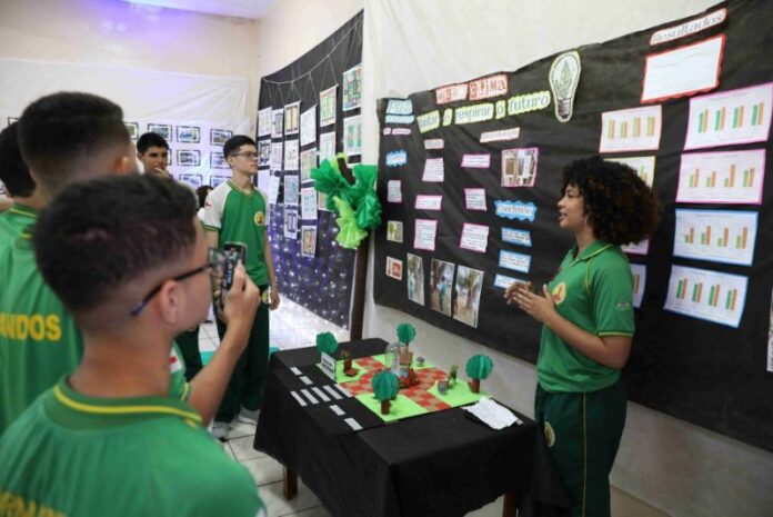 Educacao_Salas_Tematicas_Foto_Euzivaldo_Queiroz-1024x683(1)