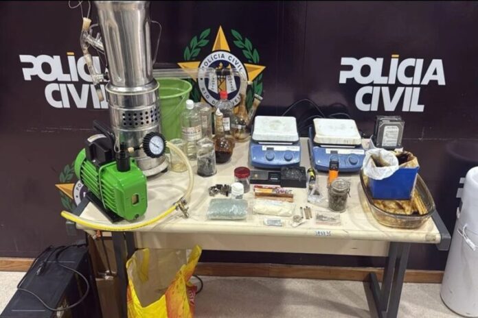 Esquema refinado_ traficante enviava drogas por serviço postal