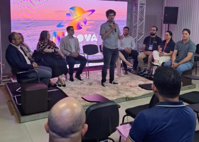 FAPEAM-_-IV-INOVA-ITACOATIARA-_-FOTO_-DEOLINDA-GARCIA-2-768x1024