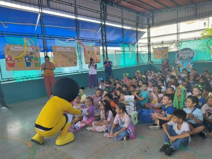 Prefeitura de Manaus e BIC Amazônia realizam ação educativa sobre preservação ambiental para alunos da rede municipal 3