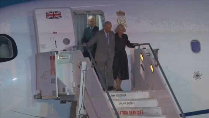 Rei Charles e rainha Camila chegam ao Vaticano para visita de Estado