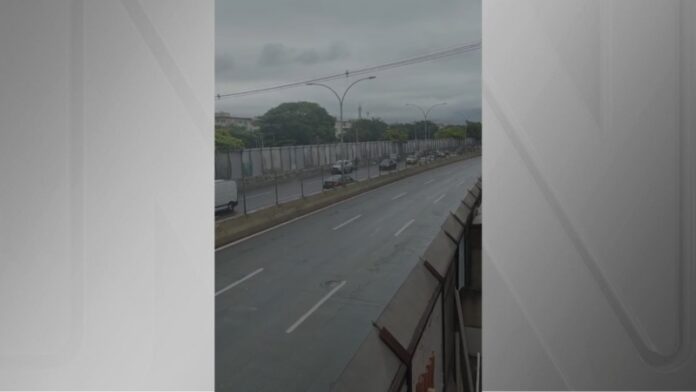 Tiroteio na Linha Amarela deixa feridos no Rio; vídeo mostra homem baleado