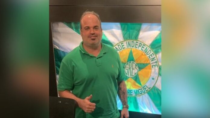 Video_ presidente da Mocidade tenta se esconder para não ser preso