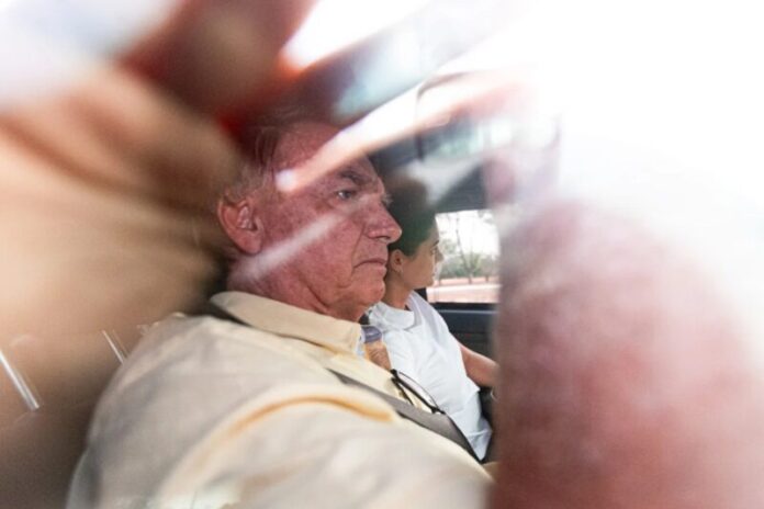 O medicamento que teria provocado alucinação em Bolsonaro