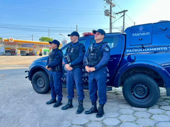 Prefeitura realiza fiscalização em transporte executivo para garantir segurança e qualidade do servi