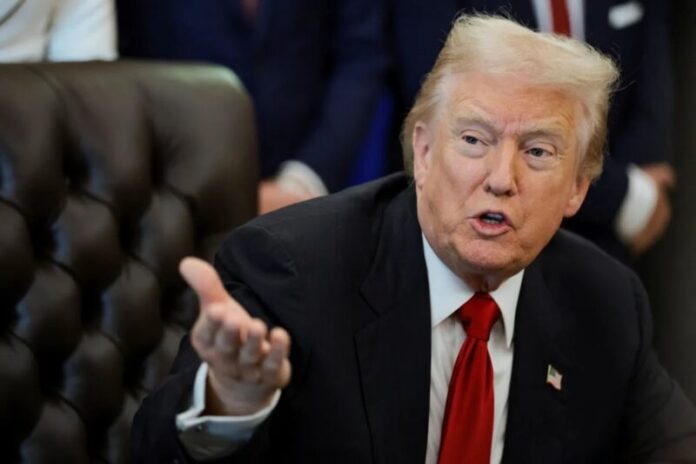 Trump nega que tenha ameaçado legisladores democratas de morte