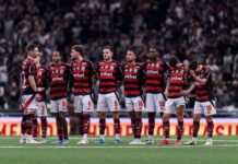 Flamengo sugere proibição de gramados sintéticos no Brasil à CBF
