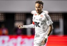 Neymar comemora vitória do Santos no clássico contra o Palmeiras; veja