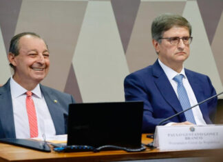 Omar relator da recondução de Gonet elogia procurador