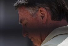 Defesa de Bolsonaro pede autorização para nova cirurgia e prisão domiciliar humanitária