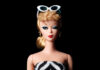 Novo livro afirma que Barbie é uma “imitação barata” e resultado de espionagem