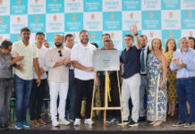 Prefeito David Almeida entrega escola-modelo e confirma pagamento da data-base, abono do Fundeb e progressões históricas na educação municipal