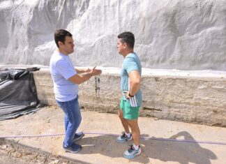 Prefeito David Almeida vistoria avanço de obra para prevenção de erosões na avenida Mário Ypiranga