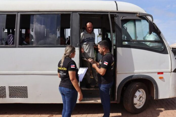 Arsepam_fiscaliza_transporte_em_Careiro_da_Varzea_Foto-Divulgacao_Arsepam-2-1024x682