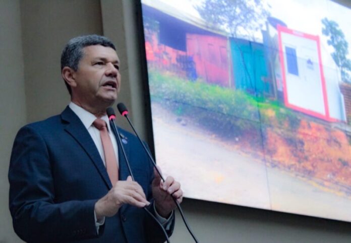 Comandante-Dan-enfatiza-a-necessidade-de-pavimentacao-da-BR-319