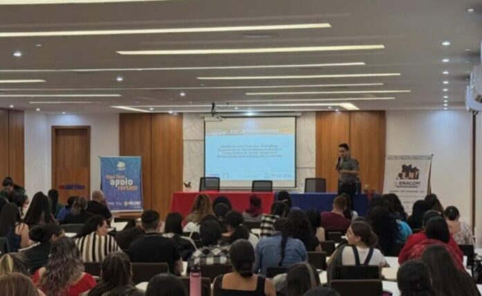 FAPEAM-_-IV-ENACOM-_-FOTO-_-LUCIO-FERREIRA-2-1024x628