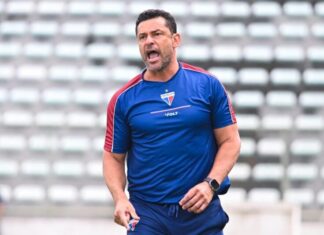 Em Brasília, ex-atacante Fred conquista primeiro título como treinador