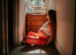 Pensamentos Intrusivos na Maternidade: Um Alerta para a Saúde Mental Perinatal