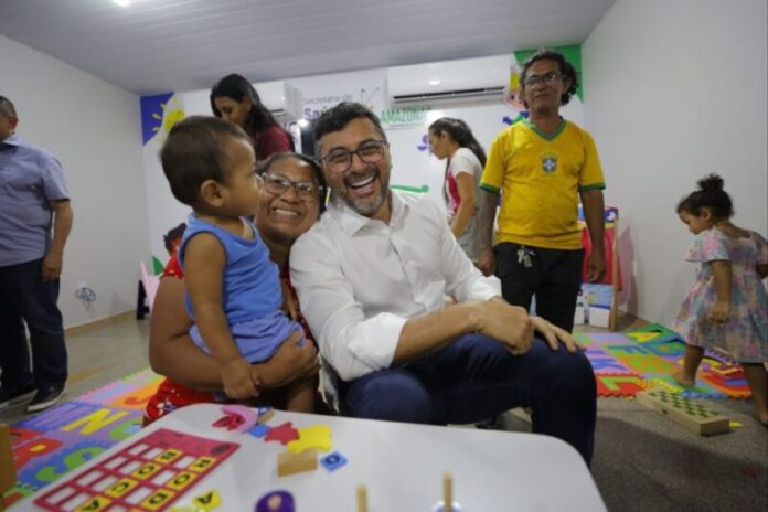 Governador-Wilson-Lima-conclui-revitalizacao-dos-11-Caics-com-entrega-do-Caic-Moura-Tapajoz-4_fotos-Alex-Pazuello-e-Mauro-Neto-Secom-1024x682