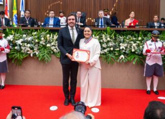 Prefeita de Maués, Macelly Veras, recebe Medalha da Ordem do Mérito Legislativo e dedica a honraria ao povo