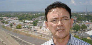 Demissões em massa: o “presente de fim de ano” de Dedei Lobo para mais de 600 servidores da educação em Humaitá