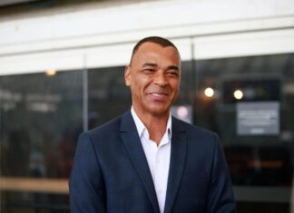 Cafu tem cachê de bet penhorado por dívida milionária com banco