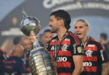 Flamengo: Arrascaeta aparece entre os 100 melhores jogadores do mundo