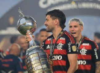 Flamengo: Arrascaeta aparece entre os 100 melhores jogadores do mundo