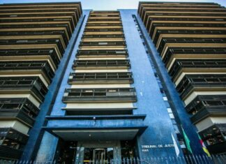 Mulher que matou filha de 7 anos a facadas vai a júri no Rio Grande do Sul