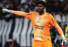 Hugo Souza explica briga entre jogadores do Corinthians: “Fui apartar”