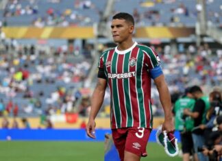 Thiago Silva se despede do Fluminense nas redes sociais. Leia