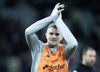 Vegetti responde sobre reserva no Vasco: “Se for para ser campeão, sem problema”