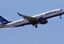 Avião comercial da JetBlue quase colide com aeronave militar dos EUA no espaço aéreo venezuelano