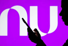 Aplicativo do Nubank fora do ar? Usuários reclamam de instabilidade