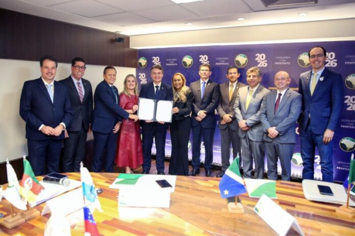 Adjuto-Afonso-toma-posse-como-Tesouraria-Geral-da-Unale-em-evento-realizado-em-Brasilia-Foto-Divulgacao-Unale