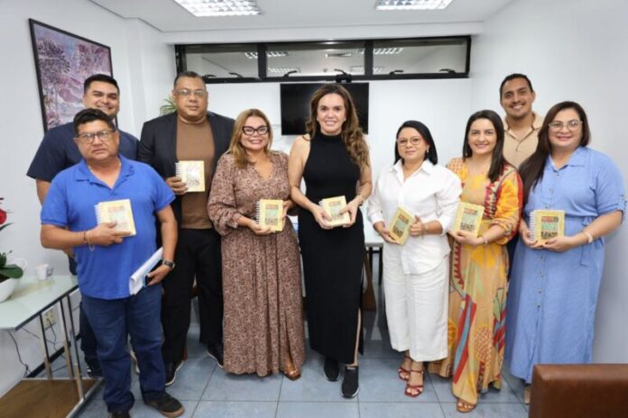 Alessandra-Campelo-se-reune-com-secretarios-municipais-e-reforca-compromisso-com-o-fortalecimento-da-Assistencia-Social-no-Amazonas-Foto-Miguel-Almeida