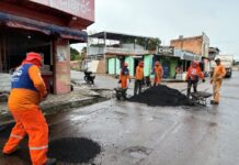Seminf realiza ação intensiva de recuperação asfáltica no bairro Tancredo Neves