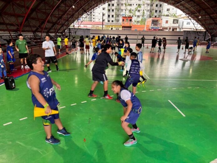 SEDEL-Atividades-do-Pelci-na-Vila-Olimpica-de-Manaus-FOTO-Divulgacao-Sedel-1024x768