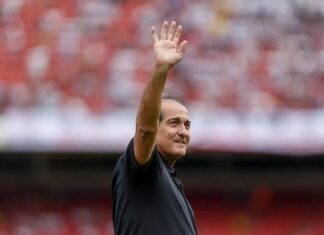 Muricy Ramalho deixa o cargo de coordenador de futebol do São Paulo