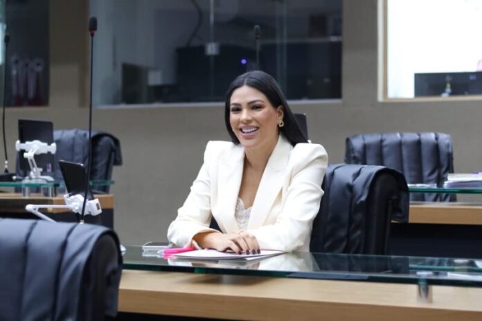 84993dd9-f15d-432b-85f1-fd7841b0ab3f